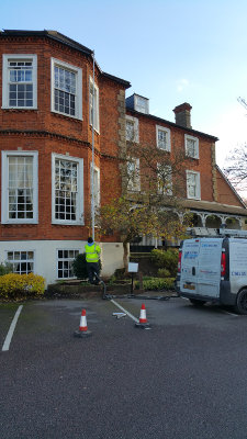 Gutter cleaning in Beckenham BR3